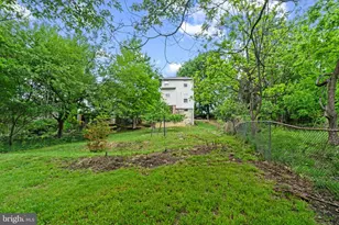 2273 Park Hill Ave, Baltimore, MD 21211 - Photo 10