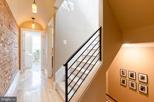 908 S Linwood Ave, Baltimore, MD 21224 - Photo 16