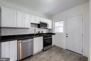 38 N Bernice Ave, Baltimore, MD 21229 - Photo 10