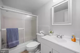 103 Cross Keys Rd, Baltimore, MD 21210 - Photo 16