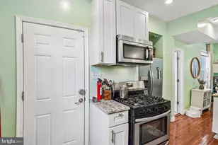 2700 Hamilton Ave, Baltimore, MD 21214 - Photo 16