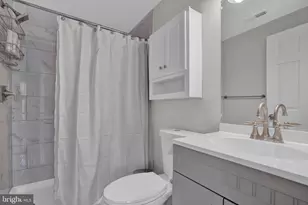 2117 E Chase St, Baltimore, MD 21213 - Photo 16