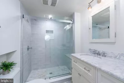 806 S Ann Street, Baltimore, MD 21231 - Photo 22