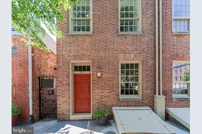 806 S Ann Street, Baltimore, MD 21231 - Photo 1