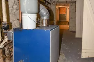 2431 E Oliver St, Baltimore, MD 21213 - Photo 62
