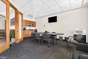 23 Pierside Dr, Baltimore, MD 21230 - Photo 32