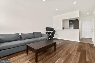 23 Pierside Dr, Baltimore, MD 21230 - Photo 6