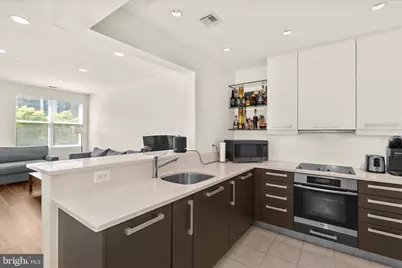 23 Pierside Drive #219, Baltimore, MD 21230 - Photo 10