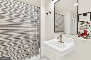 23 Pierside Dr, Baltimore, MD 21230 - Photo 14