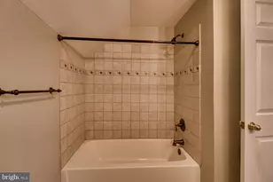 1020 W Lombard St, Baltimore, MD 21223 - Photo 20