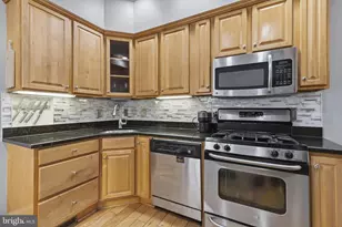 411 S Wolfe St, Baltimore, MD 21231 - Photo 10