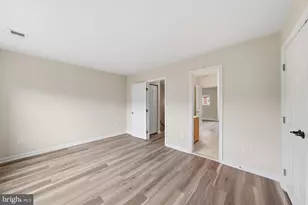 207 Roundhouse Ct, Baltimore, MD 21230 - Photo 16