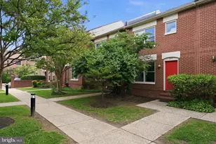 207 Roundhouse Ct, Baltimore, MD 21230 - Photo 1