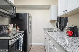 611 W Lafayette Ave, Baltimore, MD 21217 - Photo 8