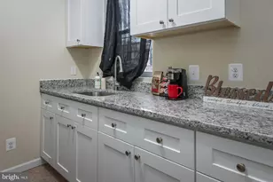 611 W Lafayette Ave, Baltimore, MD 21217 - Photo 10