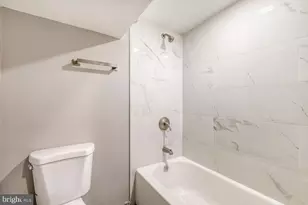 703 N Port St, Baltimore, MD 21205 - Photo 24