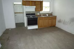 1736 Montpelier St, Baltimore, MD 21218 - Photo 6