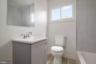 6410 Fair Oaks Ave, Baltimore, MD 21214 - Photo 12