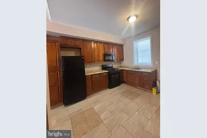 2328 E Madison Street, Baltimore, MD 21205 - Photo 2
