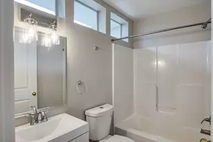 2410 E Fayette St, Baltimore, MD 21224 - Photo 14