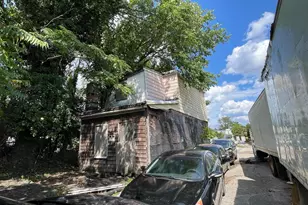 S Ellamont, Baltimore, MD 21229 - Photo 1