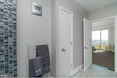 100 Harborview Drive #1610, Baltimore, MD 21230 - Photo 38