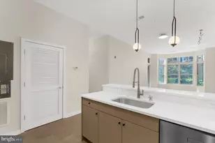 1209 N Charles St, Baltimore, MD 21201 - Photo 12