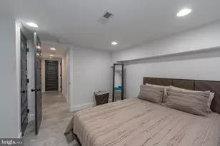 606 S Eaton St, Baltimore, MD 21224 - Photo 18