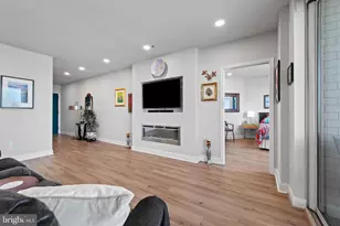 100 Harborview Dr, Baltimore, MD 21230 - Photo 10