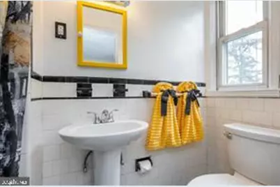 1618 Roundhill Road, Baltimore, MD 21218 - Photo 22