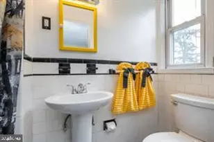 1618 Roundhill Rd, Baltimore, MD 21218 - Photo 22
