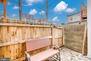 600 S Robinson St, Baltimore, MD 21224 - Photo 34