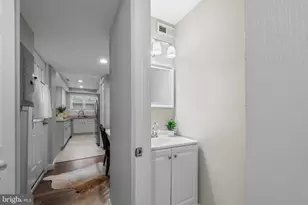 607 S Durham St, Baltimore, MD 21231 - Photo 10