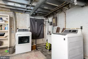 929 S Clinton St, Baltimore, MD 21224 - Photo 28