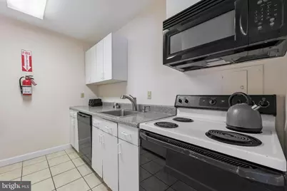 1 E University Parkway #106, Baltimore, MD 21218 - Photo 18