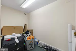 1 E University Pkwy, Baltimore, MD 21218 - Photo 20