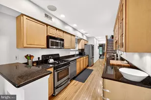 112 Fort Ave E, Baltimore, MD 21230 - Photo 18