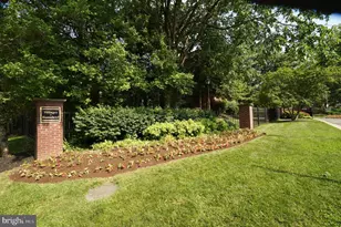 353 Homeland Southway, Baltimore, MD 21212 - Photo 2