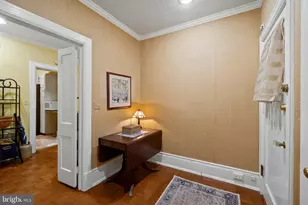 501 W University Pkwy, Baltimore, MD 21210 - Photo 2