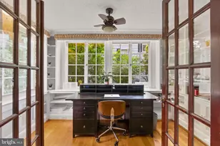 322 St Dunstans Rd, Baltimore, MD 21212 - Photo 8
