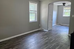 835 E Cold Spring Ln, Baltimore, MD 21212 - Photo 2