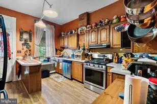2621 N Calvert St, Baltimore, MD 21218 - Photo 14
