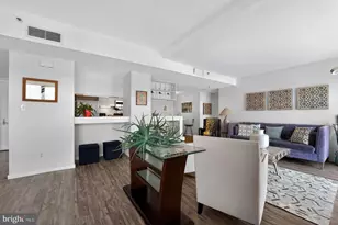 250 President St, Baltimore, MD 21202 - Photo 12