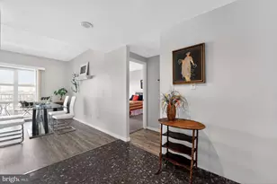 250 President St, Baltimore, MD 21202 - Photo 8