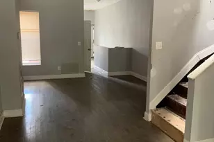 2752 W Mosher St, Baltimore, MD 21216 - Photo 2