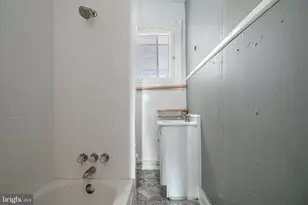 110 S Catherine St, Baltimore, MD 21223 - Photo 22