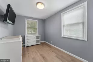1040 Wedgewood Rd, Baltimore, MD 21229 - Photo 10