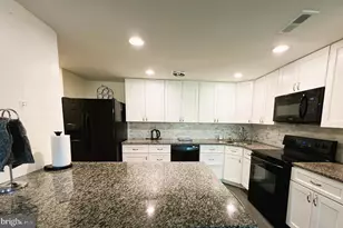 6317 Park Heights Ave, Baltimore, MD 21215 - Photo 8
