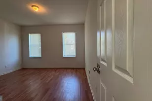 2815 Clifton Ave, Baltimore, MD 21216 - Photo 10