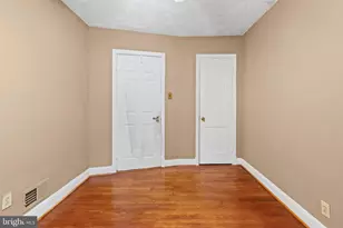 3920 Rosecrest Ave, Baltimore, MD 21215 - Photo 20